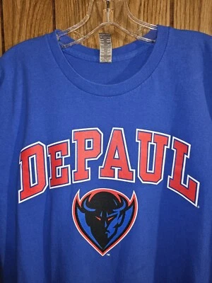 DePaul University Older Style Large Mens Blue Graphic Logo Tshirt NCAA - Image 1 of 4
