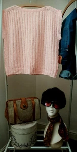 Vintage 1980s Handmade Sleeveless Peach "Granny" Knitted Top Size M - Picture 1 of 7