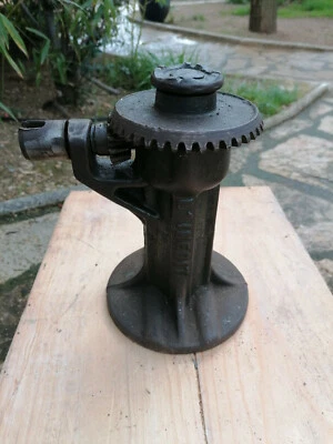 Rare ancien outil cric automobile à vis Modèle déposé cric l'inédit Old tool - Photo 1/4