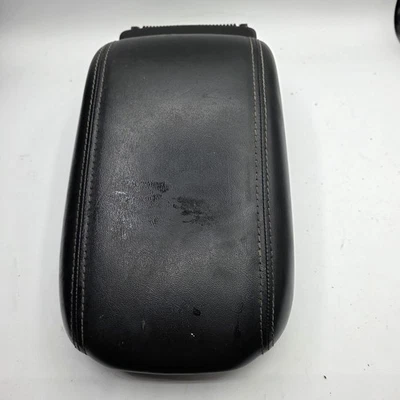 Dodge Dart 2013-2016 consola central reposabrazos tapa reposabrazos cuero fabricante de equipos originales negro blanco Foto 1 de 4