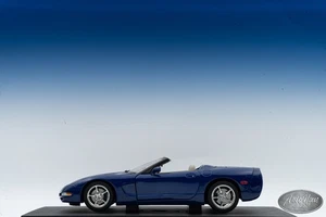 1/18 Autoart 2004 Chevrolet Corvette C5 Convertible Blue 🤝ALSO OPEN FOR TRADE🤝 - Picture 1 of 5