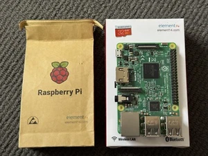 Rasberry Pi 3 Model B + 32bg Micro sd + DSM-0530 AC/DC Power Adaptor (micro USB) - Picture 1 of 4