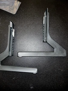 SAMSUNG OEM QN55Q60DAF/QN50Q60DAF BN96-54830A TV Stand Base Legs 1 Pair L/R - Picture 1 of 8