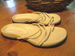 relativity "Farrow" white multi strap sandal slides 8M, EUC! - Picture 1 of 10