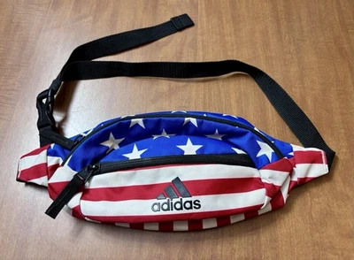 Bolsa de cinto Adidas bandeira americana bolsa de cintura vermelha branca azul fecho com zíper - Imagem 1 de 3