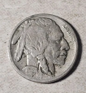 1919-S 5C Buffalo Indian Head Nickel, Antique U.S. Coinage, Free Shipping - Picture 1 of 3