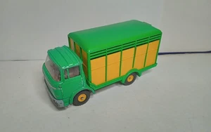DINKY TOYS ANCIEN #577 BERLIET GAK BETAILLERE BON ETAT SANS VACHES bm - Picture 1 of 7