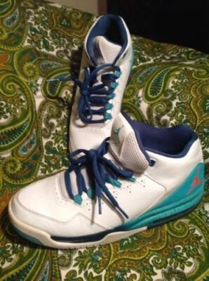 NIKE AIR JORDAN FLIGHT ORIGIN 2 SIZE 9M MEN'S AQUA WHITE TEAL 705155-127 Shoes - Image 1 of 4