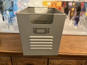 Pottery Barn Teen Metall Spind Aufbewahrung Organisation Behälter-grau - Bild 1 von 7