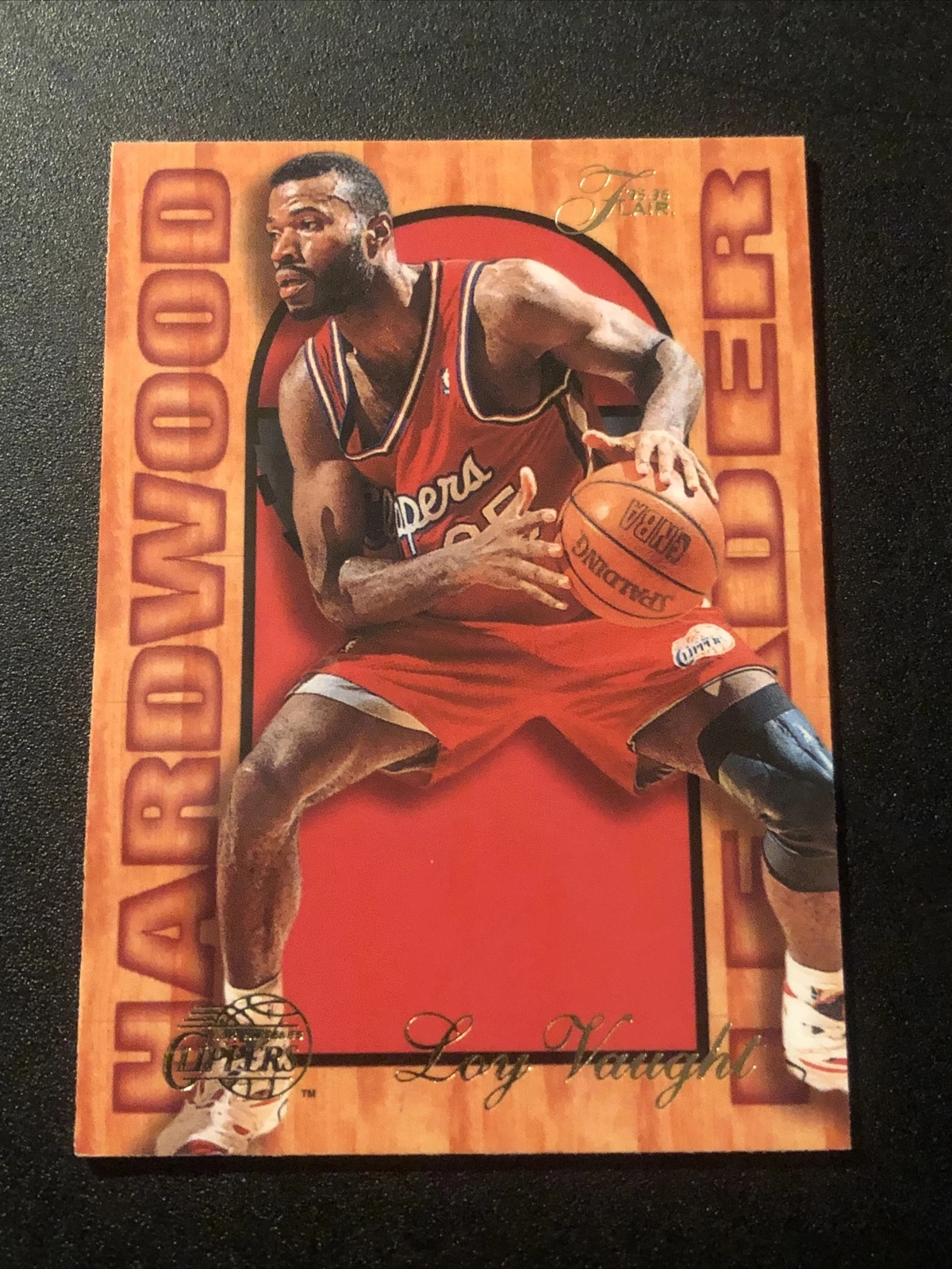 1995-96 Fleer Flair Hardwood Leader Loy Vaught #12