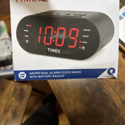 Timex T231G AM/FM Dual Alarm Clock Radio with 1.2-Inch Red Display and Line-In - Image 1 of 4