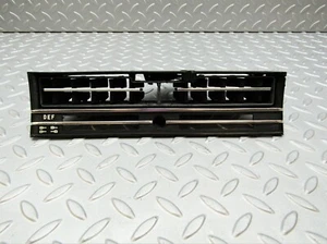 ♥3278♂ Mercedes-Benz W115 220D tablero de instrumentos ventilación central 1158300003 - Imagen 1 de 10