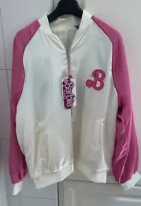 CHAQUETA BOMBER REVERSIBLE SATINADA ZARA BARBIE™ THE MOVIE ©WARNER BROS. REF.0085/800 - Imagen 1 de 15