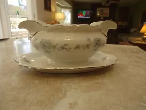 Winterling Renaissance Gravy Boat with Attached Liner - Picture 1 of 4