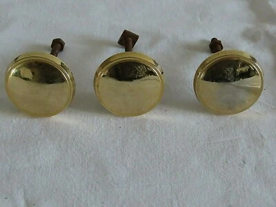 3 boutons anciens ronds pour tiroir commode chevet. Métal doré. - Photo 1/4