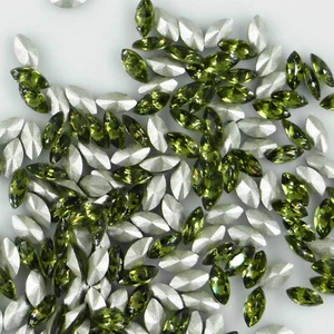 4231 6x3 K *** 15 strass Swarovski NAVETTE FOND CONIQUE 6x3mm KHAKI F - Picture 1 of 2