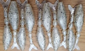 CHATTERBAIT,BLADED JIG,SWIM JIG TRAILER-4' (PEARL PEPPER) 10 PACK GARLIC+SALT - Afbeelding 1 van 3