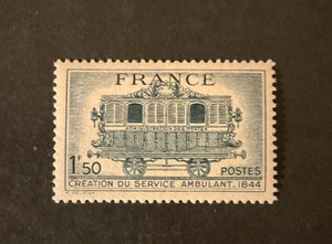 France Scott #472 never hinged - Picture 1 of 1