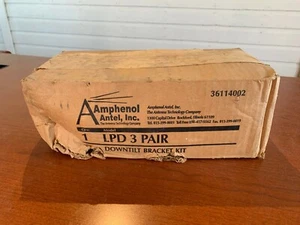 Amphenol 36114002, LPD 3-Pair Down-Tilt Bracket Kit - Picture 1 of 2