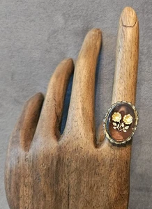 Vintage Whiting & Davis Hematite Ring With Carved Roses Design Sz 5 - Picture 1 of 3