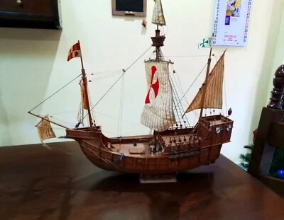 Modellino in legno Caravella Santa Maria - Immagine 1 di 4