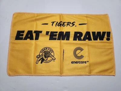 TOALHA PROMOCIONAL HAMILTON TIGER-CATS - TIGERS EAT EM RAW- TIM HORTONS FIELD - Imagem 1 de 4