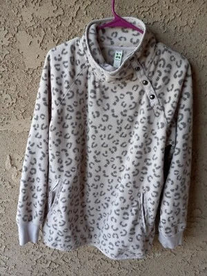 Womens Green Animal Print Long Sleeve   Pullover With Buttons Large EUC - Image 1 of 4