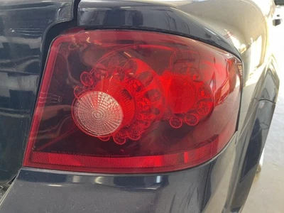 Conjunto de luz trasera derecha usado se adapta a: Dodge Avenger 2014 grado derecho A Foto 1 de 4