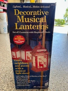 RARE!~MR CHRISTMAS~DECORATIVE MUSICAL PATHWAY LANTERNS~30 SONGS~SET OF 3~NEW - Picture 1 of 4