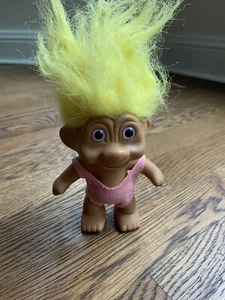 Vintage 1991 T.N.T. Troll, Yellow Hair and Purple Eyes, 5" tall - Picture 1 of 3