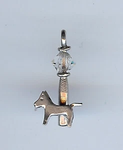 VINTAGE 3D STERLING SILVER DOG AND CRYSTAL STREET LIGHT CHARM - Bild 1 von 3