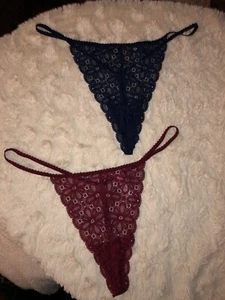 2 Pair Victoria's Secret Floral Lace V-String Thongs 2017 Pink and Navy Size L - Picture 1 of 9