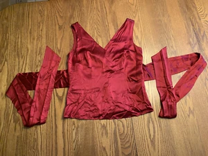ANN TAYLOR Womens Red Silk Lined Sleeveless V-Neck Blouse Top with Sash Sz 8 EUC - Picture 1 of 5
