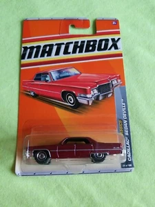 Cadillac 2011 sedán Deville rojo 24/100 Little Bend Heritage Classics - Imagen 1 de 6