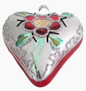 Vintage weißes Blumenherz Weihnachten Urlaub Glasornament rot gestreift Rand Polen - Bild 1 von 4