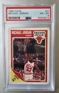 Fleer Michael Jordan 1989 #21 PSA 8 casi nuevo-como nuevo Chicago Bulls - Imagen 1 de 2