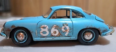 BURAGO  MADE IN ITALY  1:18  PORSCHE 356 B 1961 COLORE Azzurro E ARANCIONE Gulf - Immagine 1 di 4