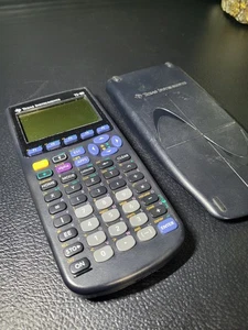 Texas Instrument TI-89 wissenschaftlicher graphischer Taschenrechner mit Abdeckung funktioniert - Bild 1 von 5