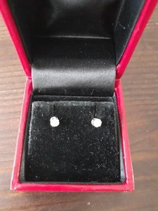 Ohrstecker , Weißgold, mit 14 Diamanten (0,10 ct) - Bild 1 von 3