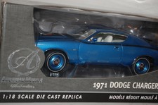 American Muscle Authentics 1:18 1970 Dodge Charger Superbee RD