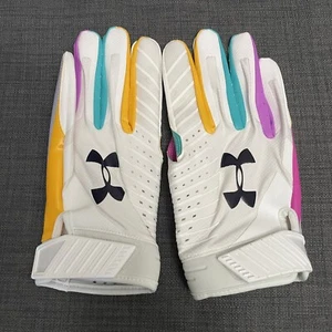 UNDER ARMOUR SPOTLIGHT RECEIVER FOOTBALL GLOVES UA CRUCIAL CATCH CANCER SZ 3XL - Picture 1 of 5