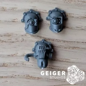 Warhammer 30K Cult Mechanicum Bits | Tech Thralls | Bionic Head w/ Faceplate (C) - Picture 1 of 1