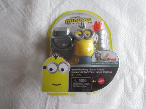 2019 Mattel Minions:  The Rise of Gru:  Flame Throwing Kevin NIP Cover