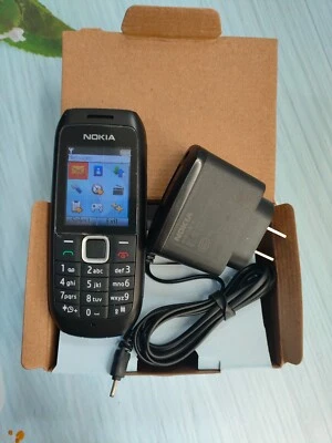Nokia 1616 - 8 MB - Black Unlocked 2G GSM keyboard phone - Image 1 of 4