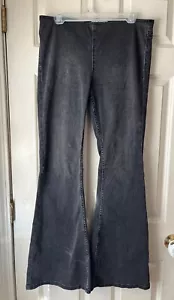 Free People Flared Bell Bottom Denim Jeans Pull On Size 30 Gray/Black Stretch - Picture 1 of 13