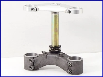 DUCATI 2009 1198S Genuine Stem & Top Bridge for Ohlins Forks 1098S  - Изображение 1 из 4