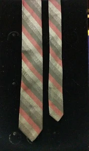 Vintage Designer Krawatte Acetat klassisch silber grau schwarz rot gestreift Set A5-18 #59 - Bild 1 von 4