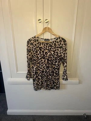 "TOP - Talla 14 Manga Larga Pit 19"" Largo 26"" Sosandar Marrón Estampado Leopardo" Foto 1 de 4