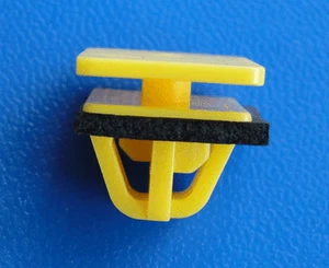 CLIP DE AJUSTE X 10 PARA HYUNDAI 87758-3D000 - Imagen 1 de 1