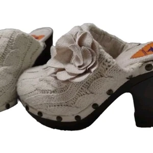 RocketDog Ivory Sweater Knit Clogs Size 8 - Picture 1 of 7